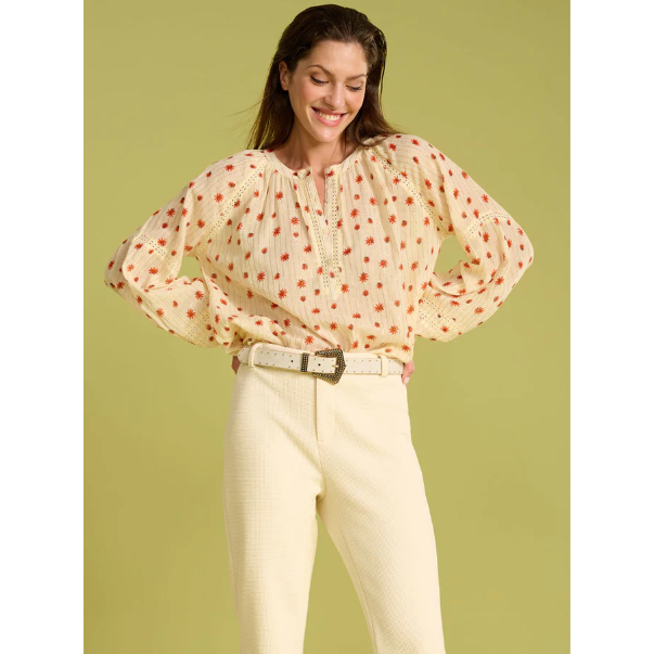 POM TOP FLOWER POMS IVORY