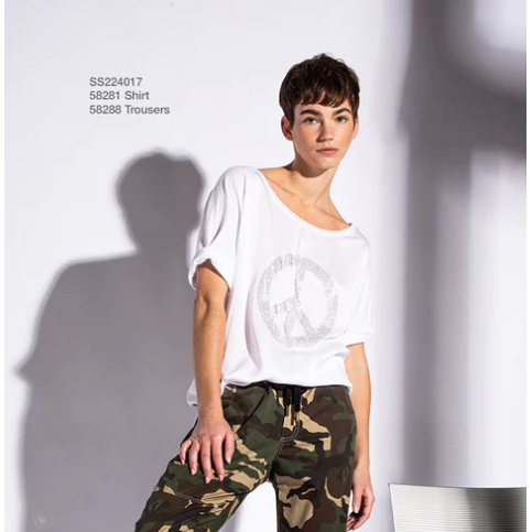 FUNKY STAFF SHIRT JANIKA PEACE