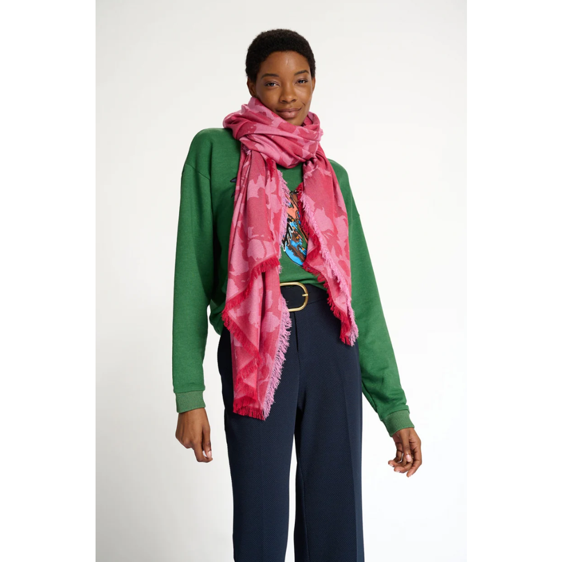 POM SCARF FLOWERS HOT PINKS