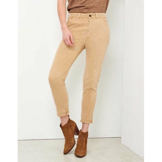 REIKO CHINO TROUSERS SANDY TAPERED - BEIGE